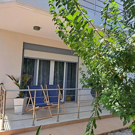 Chania Sweet Ground-Floor Apt Bagian luar foto