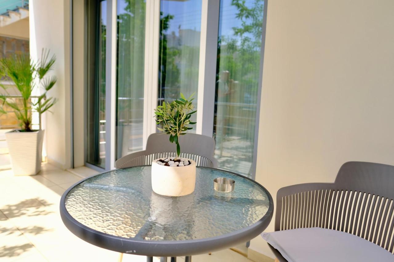 Chania Sweet Ground-Floor Apt Bagian luar foto