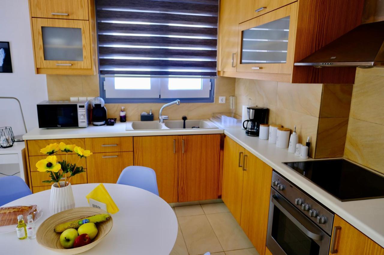 Chania Sweet Ground-Floor Apt Bagian luar foto