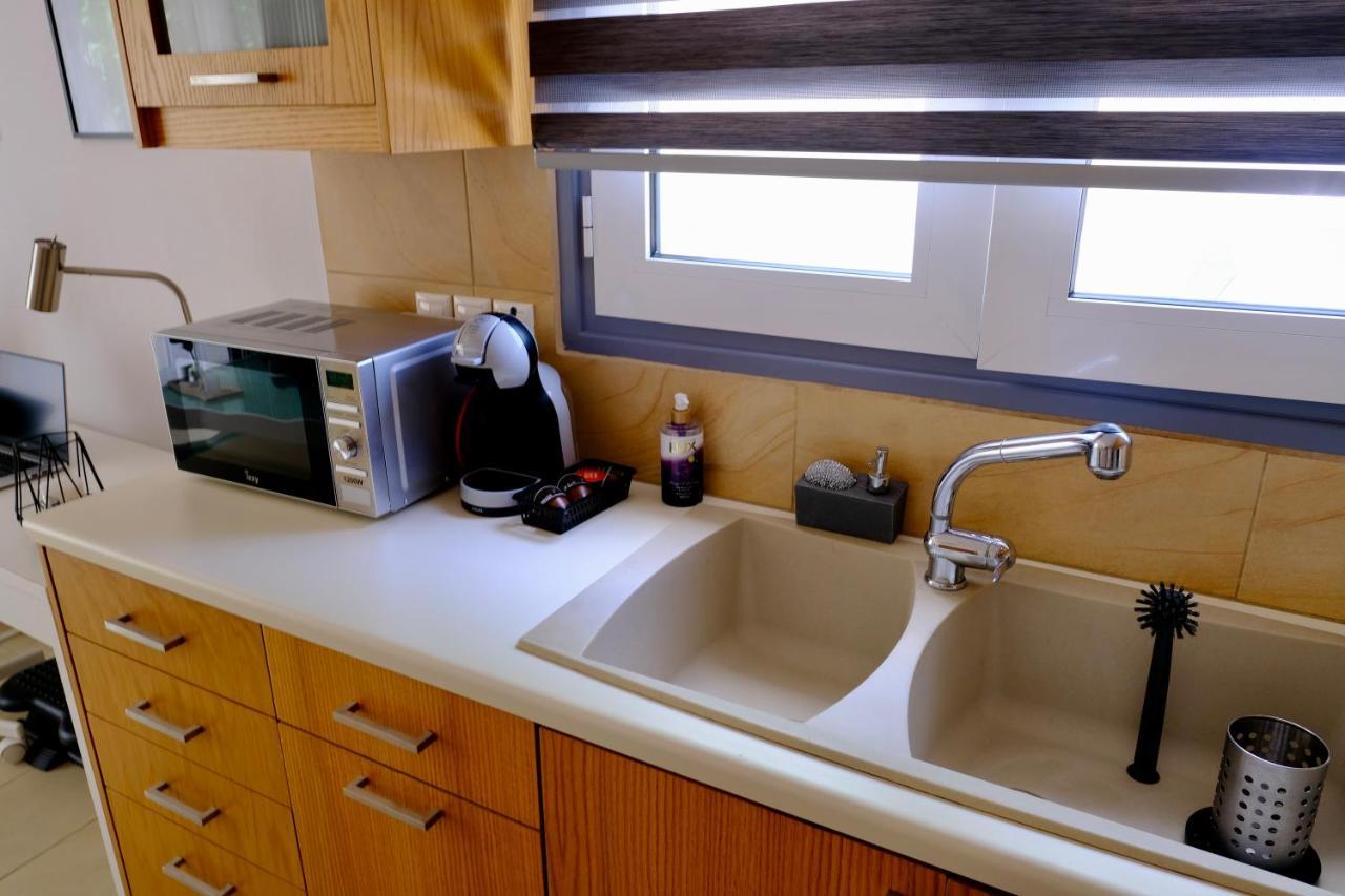 Chania Sweet Ground-Floor Apt Bagian luar foto