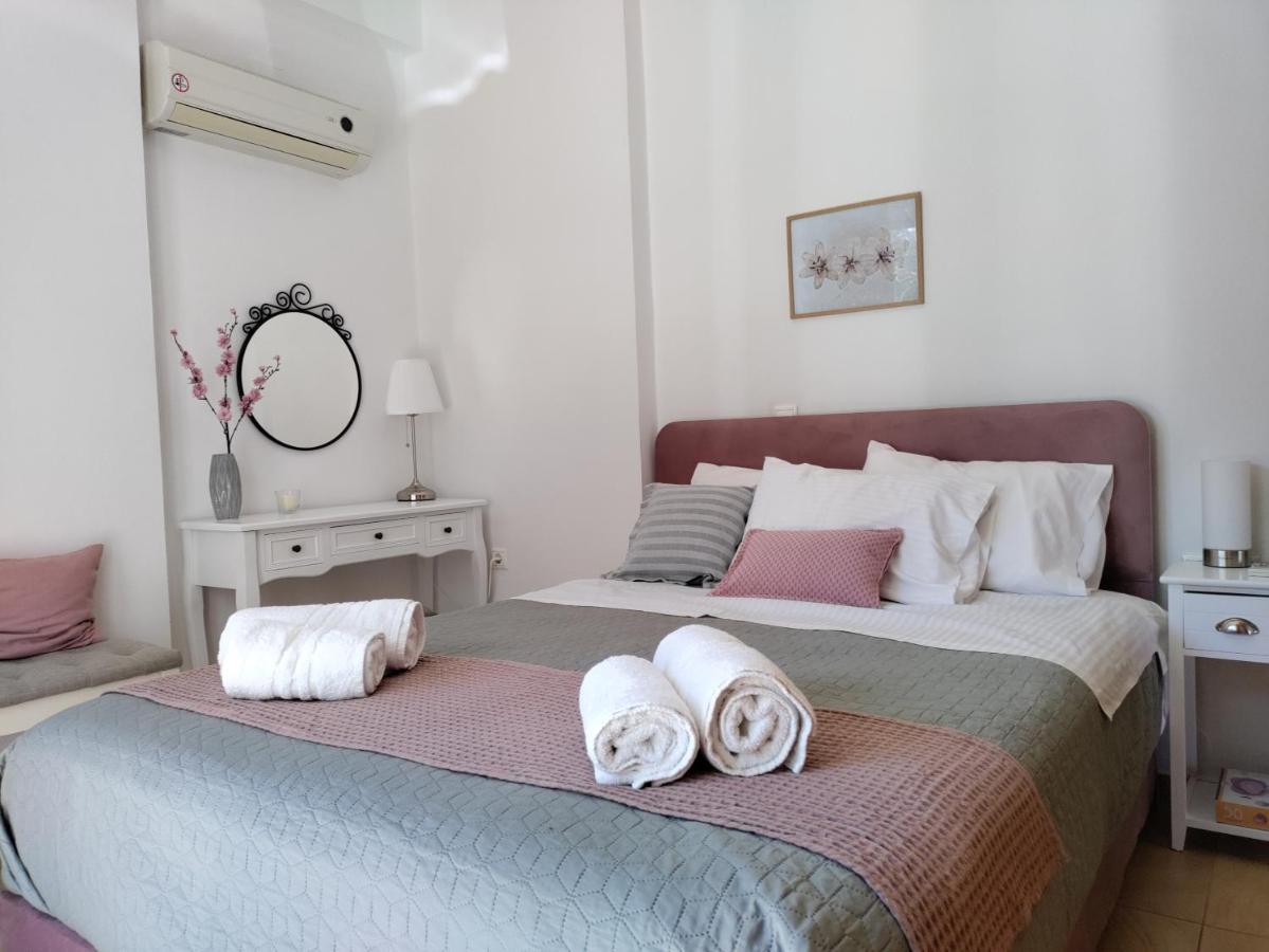 Chania Sweet Ground-Floor Apt Bagian luar foto